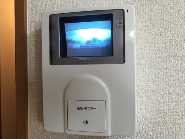 物件内観写真14　(カメラ付インターホン)