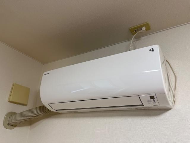 物件内観写真18　(LDKエアコン（2023年製）)