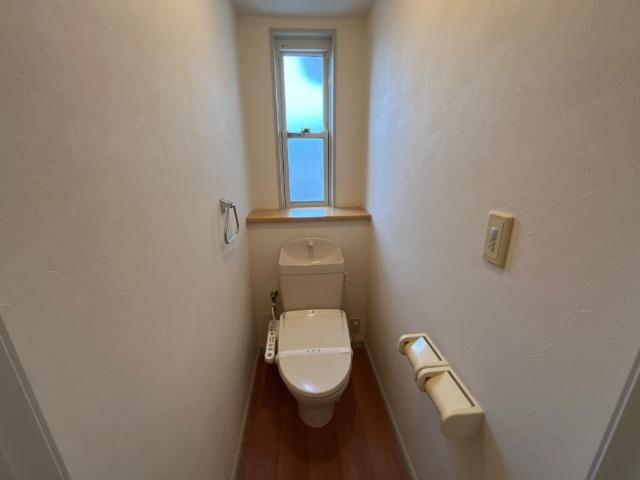 物件内観写真26　(シャワー付トイレ)