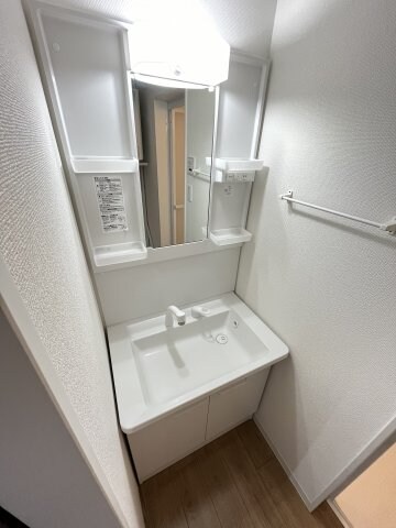 物件内観写真19　(洗面所です)