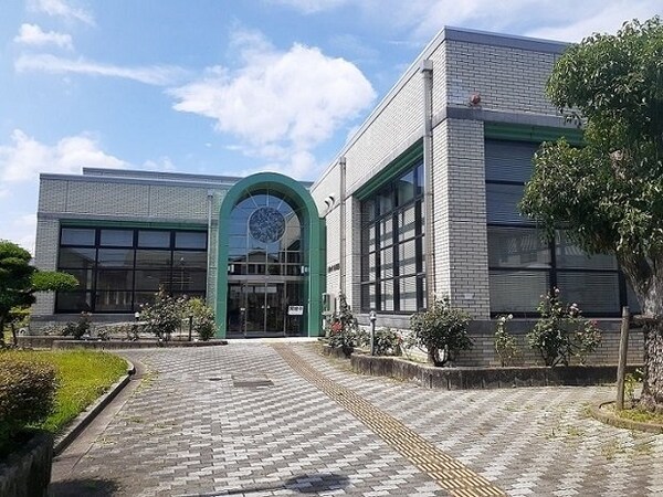周辺環境(北部図書館まで290m)