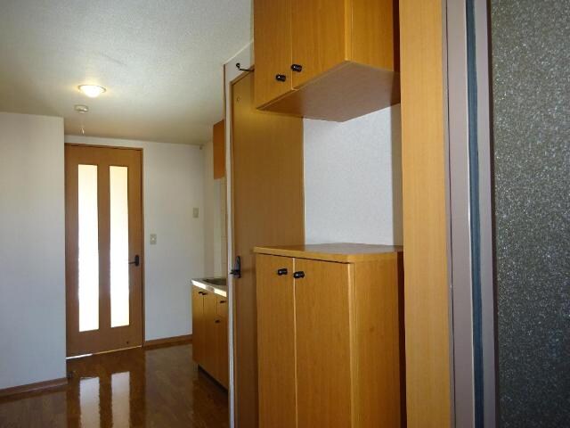 物件内観写真23　(下駄箱)