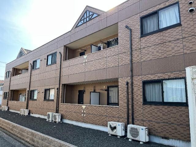 物件内観写真8　(外観写真（昼）)