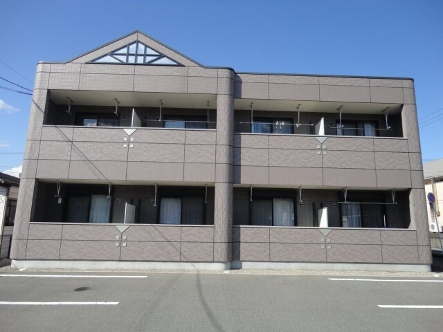 物件外観写真2　(外観写真（昼）)