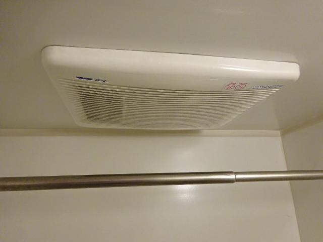 物件内観写真17　(浴室乾燥機)
