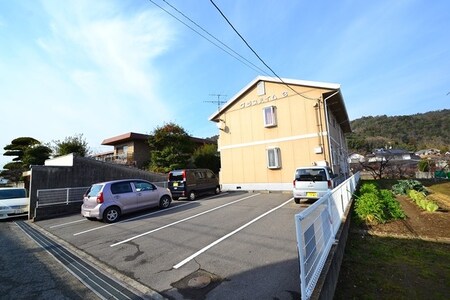 グラスハイムＮｏ．３外観写真