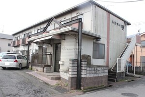 レジデンス英外観写真