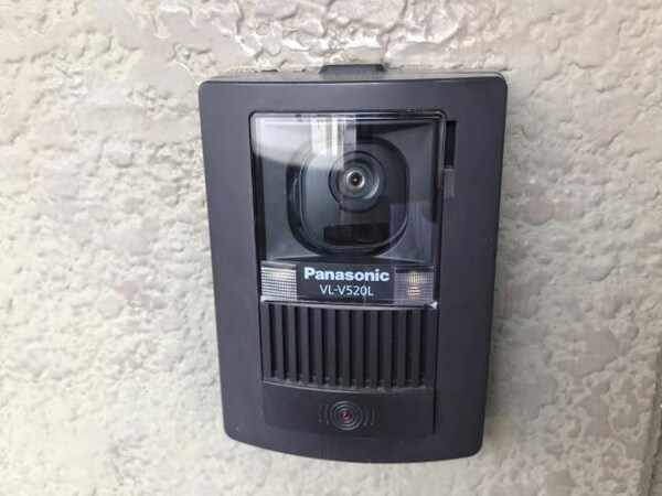 セキュリティ(カメラ付インターホン)