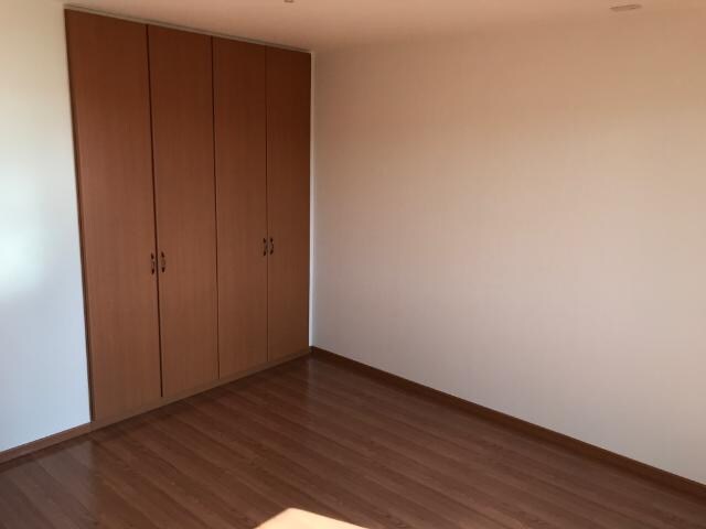 物件内観写真5　(洋室)