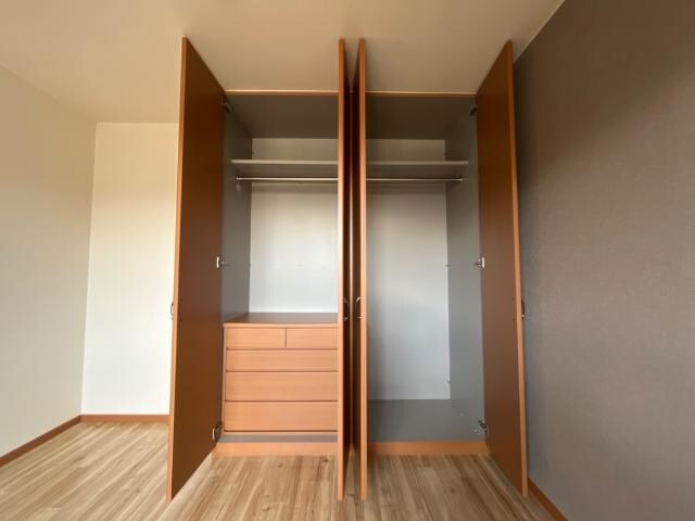 物件内観写真10　(クローゼット)