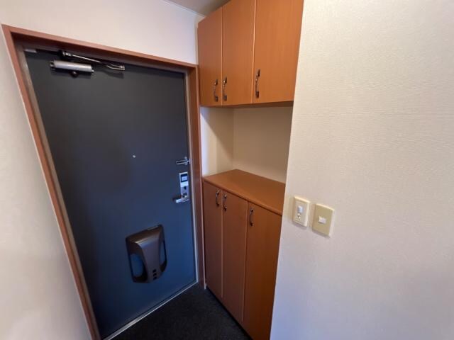 物件内観写真14　(下駄箱)