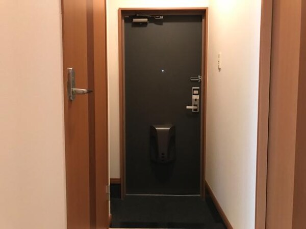 玄関(玄関)