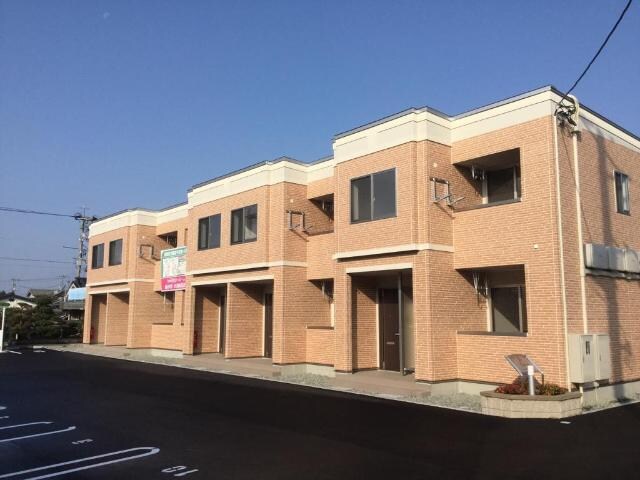 物件外観写真1　(外観写真（昼）)