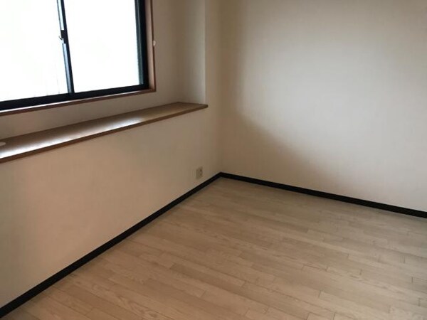 内装他(洋室)