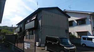 ファイン横尾外観写真