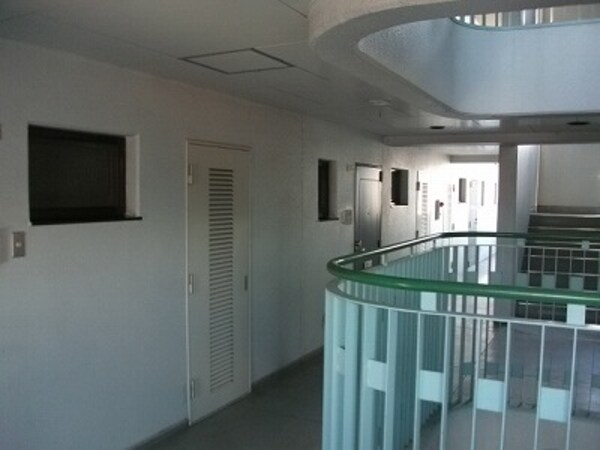 ロビー・ラウンジ