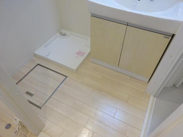 物件内観写真25　(脱衣所)