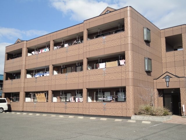 物件外観写真1　(外観写真（昼）)