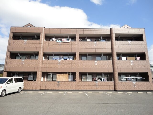 物件外観写真2　(外観写真（昼）)