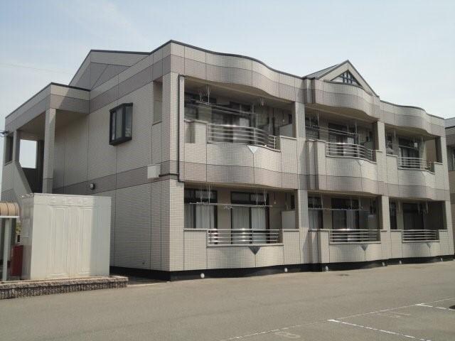 物件外観写真2　(外観写真（昼）)