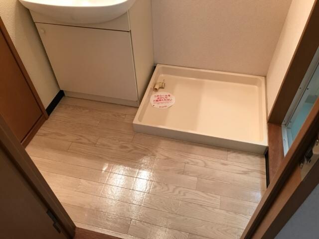 物件内観写真19　(洗濯機置場)