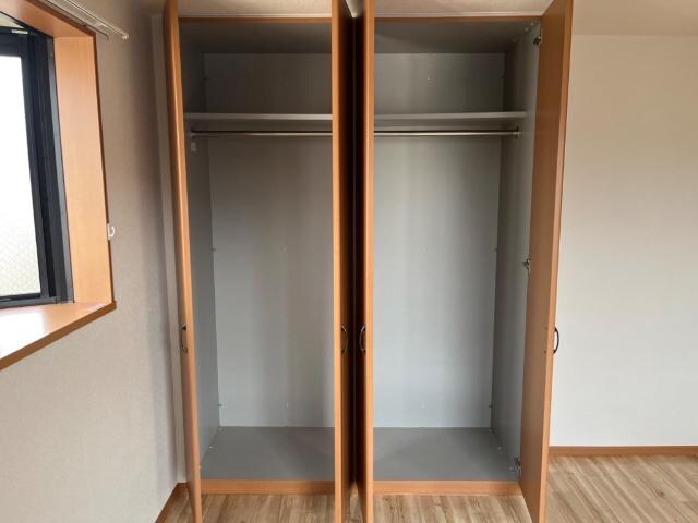 物件内観写真13　(クローゼット)