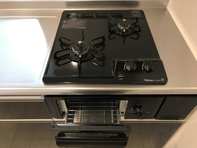 物件内観写真15　(2口ガスコンロ)
