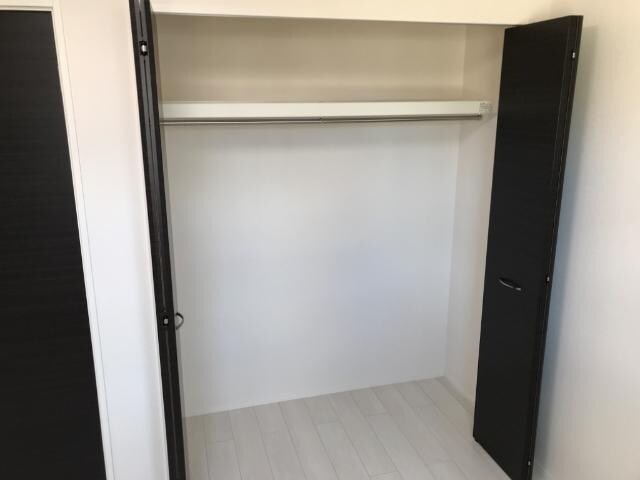 物件内観写真17　(クローゼット)