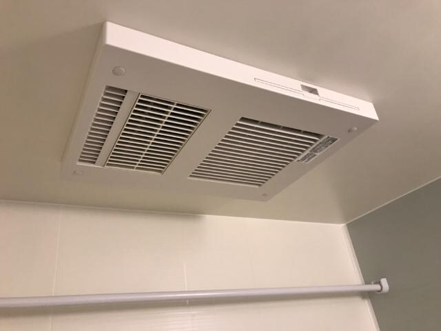 物件内観写真19　(浴室乾燥機)