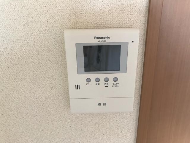 物件内観写真17　(カメラ付インターホン)