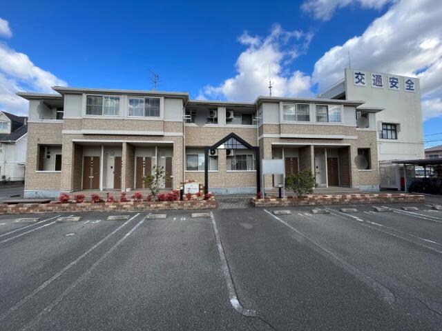 物件外観写真1　(外観写真（昼）)