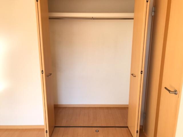 物件内観写真12　(クローゼット)