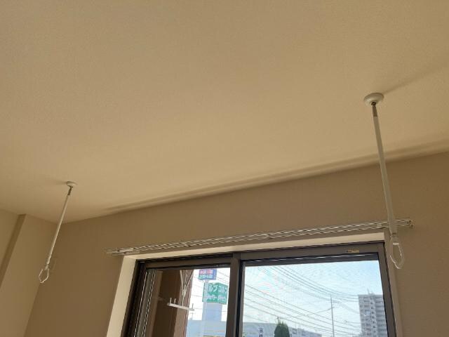 物件内観写真24　(室内物干)