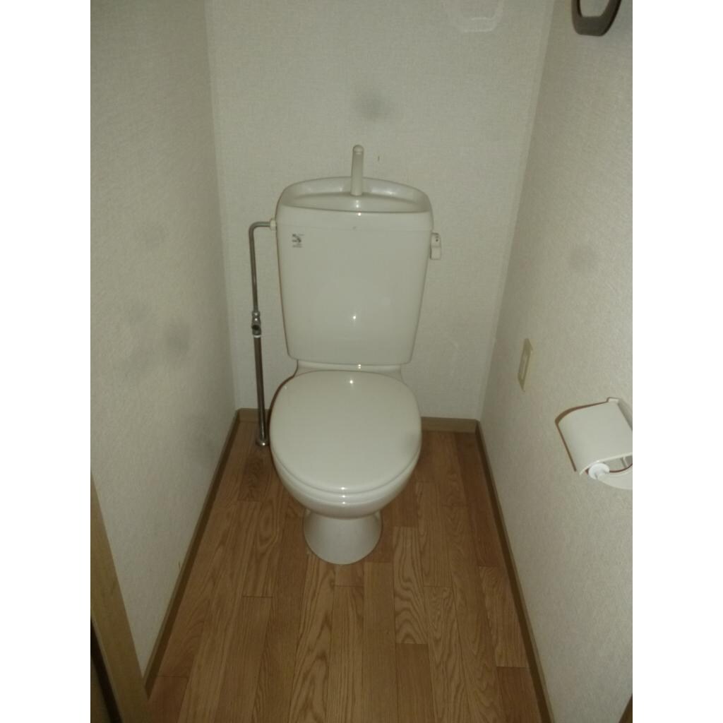 物件内観写真4　(トイレ)