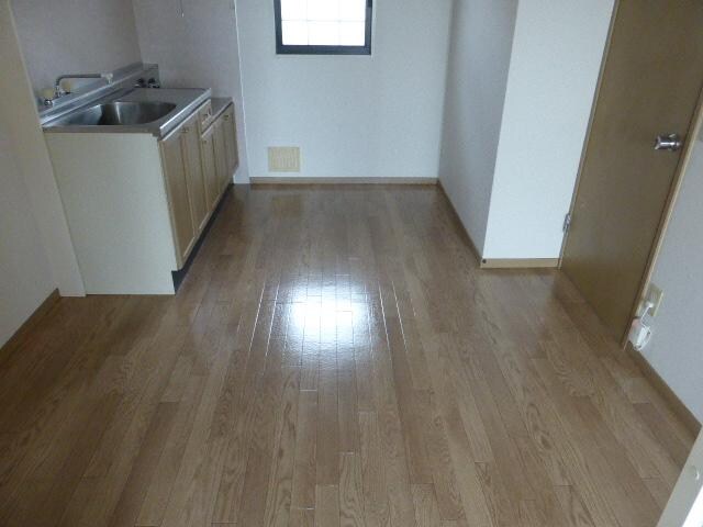 物件内観写真2　(キッチン)