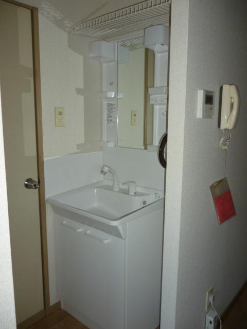 物件内観写真8　(洗面所)