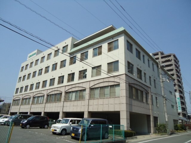 物件外観写真6　(医療法人社団尚志会福山城西病院まで837ｍ)