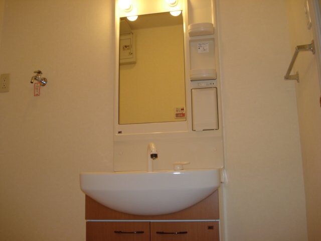 物件内観写真7　(洗髪洗面化粧台)