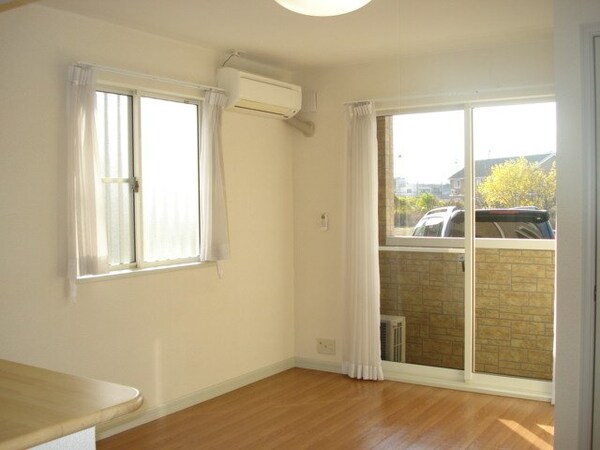 居室(リビング・照明付)