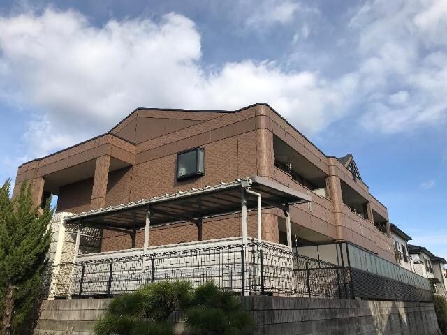 物件外観写真2　(外観写真（昼）)