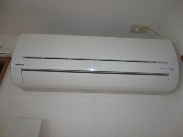 建物設備(エアコン)