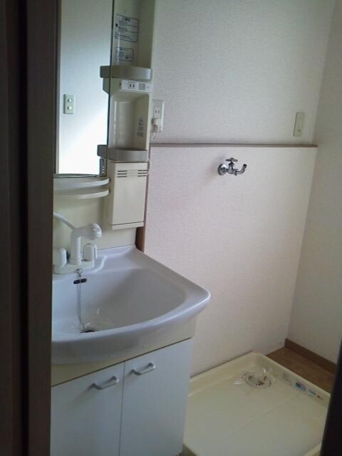 物件内観写真10　(洗面所)