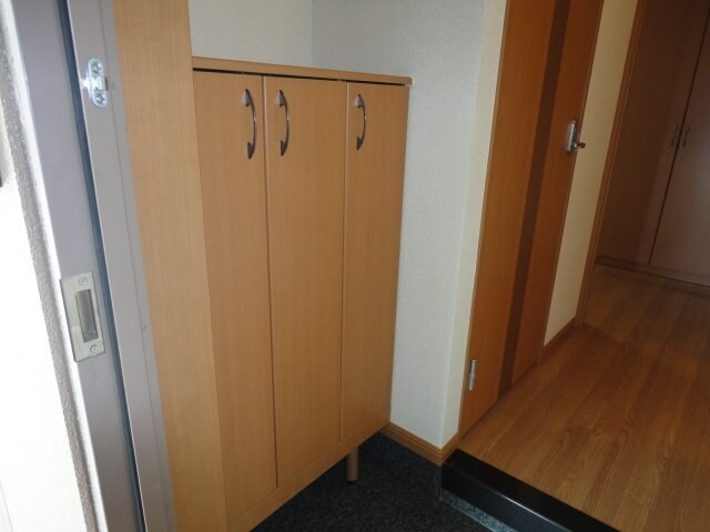 物件内観写真26　(下駄箱)