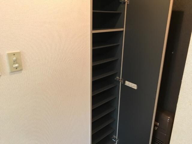 物件内観写真20　(下駄箱)