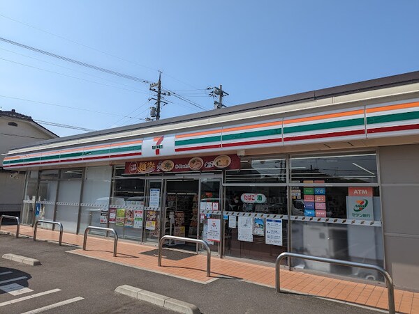 周辺環境(セブンイレブン 福山本庄町中4丁目店 537m)