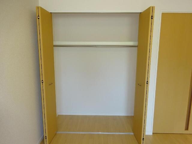 物件内観写真11　(クローゼット)
