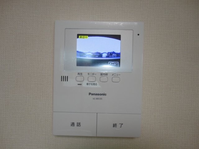 物件内観写真14　(カメラ付インターホン)