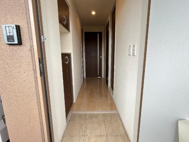 物件内観写真25　(玄関)