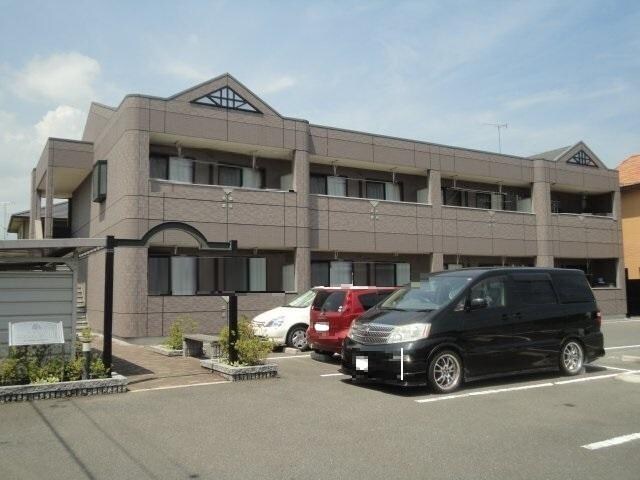 物件外観写真2　(外観写真（昼）)