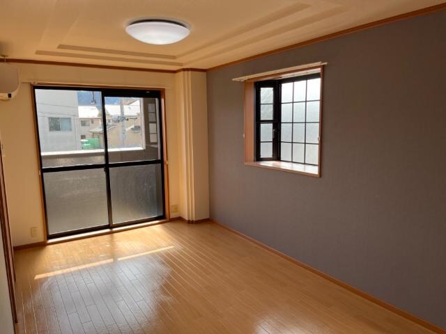 物件内観写真9　(LDK)